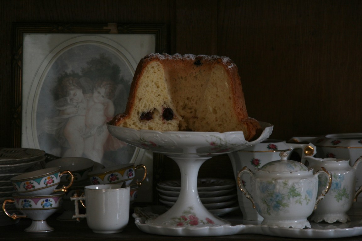 Kouglouf in a New House