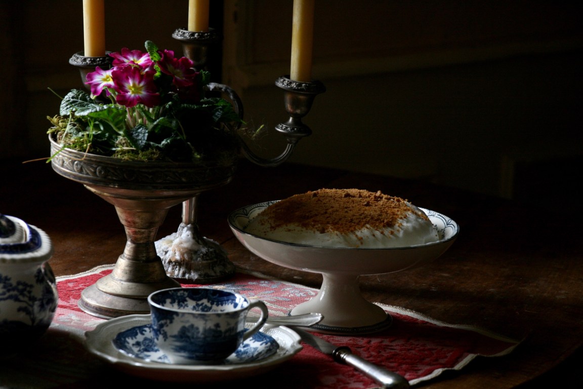 Gingerbread No Bake Cake and Beeswax&nbsp;Candles