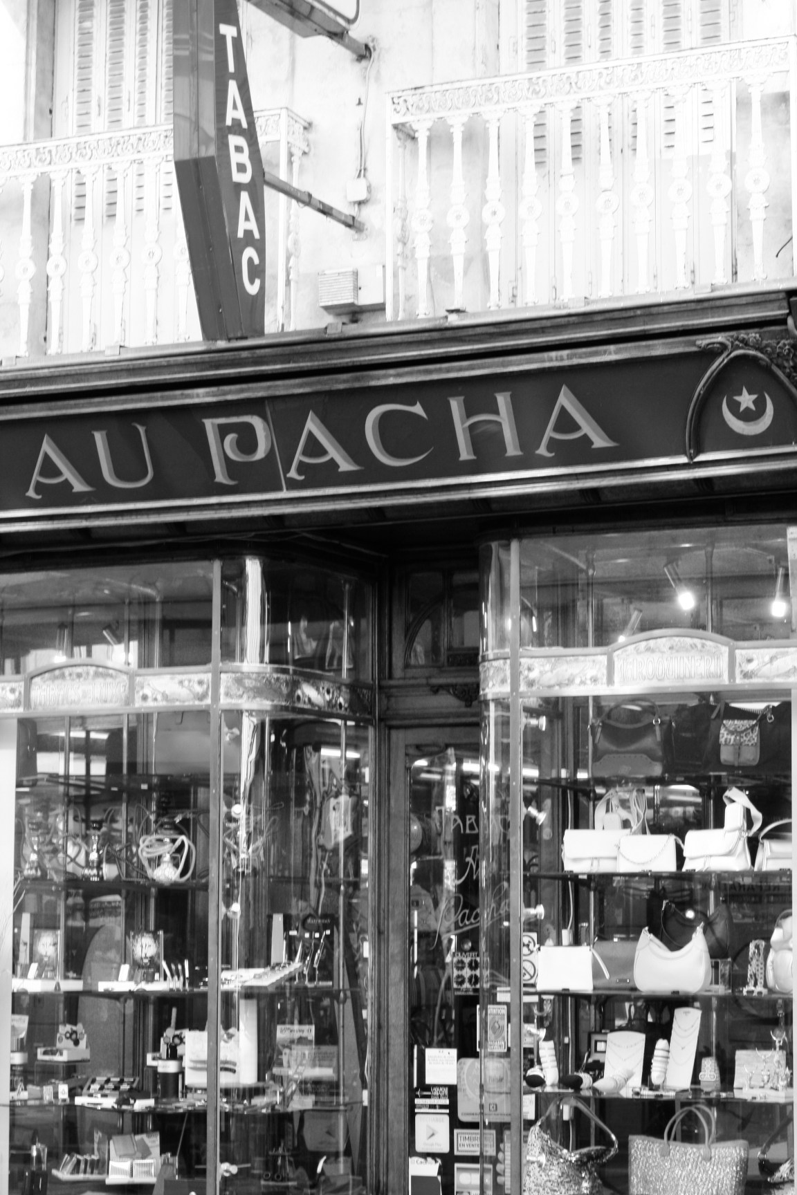 #3 Les Poissonchats Wondrous Advent Calendar – Christmas&nbsp;Shopping